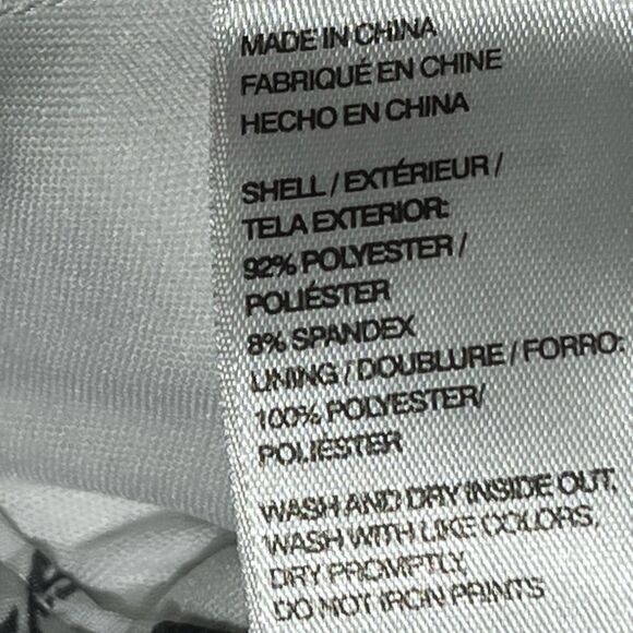 Izod Golf Ladies Black and White Golf Ball Print Skort, Size 14 - Picture 9 of 9